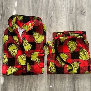The Grinch Pajama Set